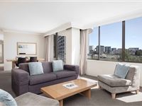 3 Bedroom Apartment Lounge-BreakFree Capital Tower